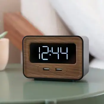Дигитален будилник с USB устройство за зареждане (черно/wooden)