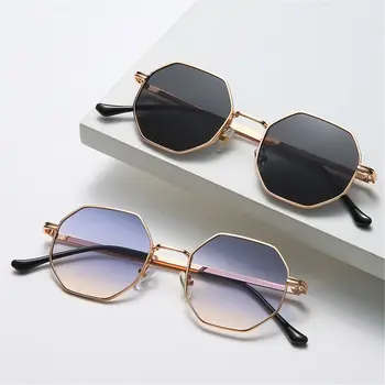Ретро Квадратни слънчеви очила за мъже/жени, Модерен мулти фасетиран слънчеви очила в малка рамка, Реколта метални слънчеви очила